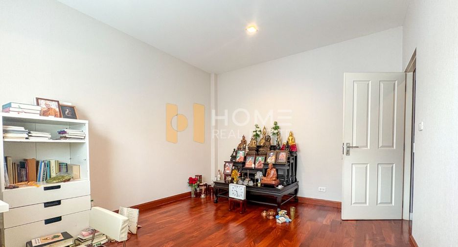 Casa en venta de 6 habitaciones en Bang Khen, Bangkok