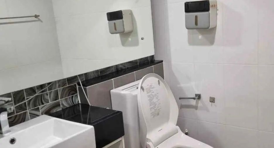 For sale 2 bedrooms condo in Jomtien, Pattaya