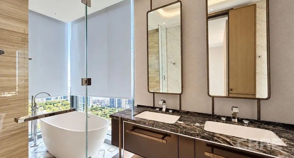 For rent 2 bedrooms condo in Sathon, Bangkok