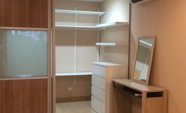 For rent and for sale studio condo in Khlong Toei, Bangkok