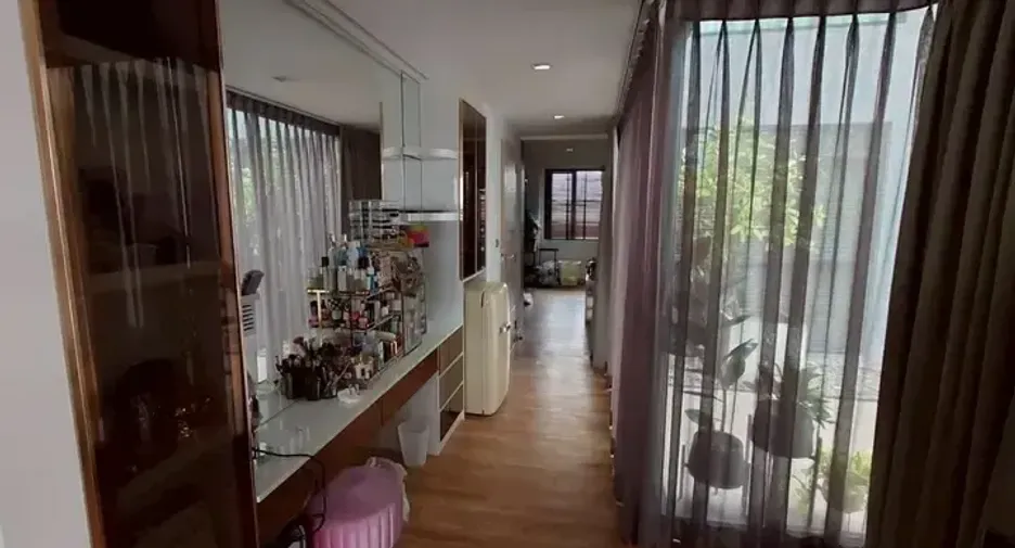 Haus zum Kauf mit 3 Zimmer in Lat Phrao, Bangkok