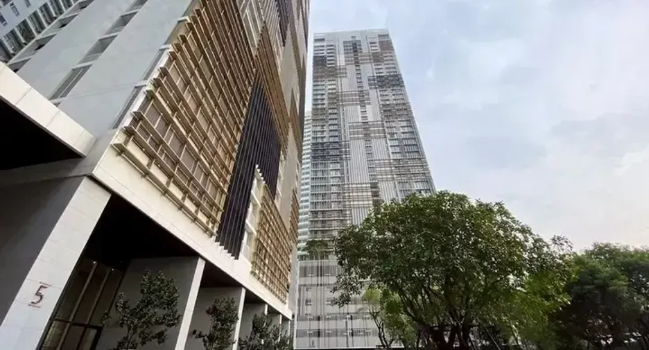 À vendre 1 chambre condo à Khlong Toei, Bangkok