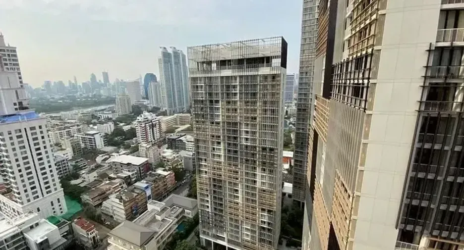 À vendre 1 chambre condo à Khlong Toei, Bangkok