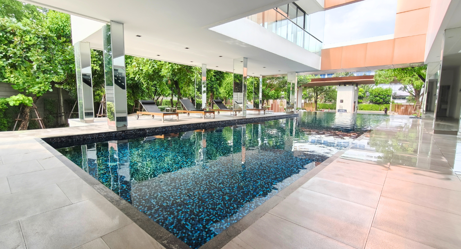 Reihenhaus zum Kauf mit 3 Zimmer in Saphan Sung, Bangkok