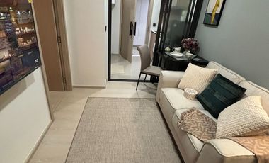 Condo en alquiler de 1 habitaciones en Khlong San, Bangkok