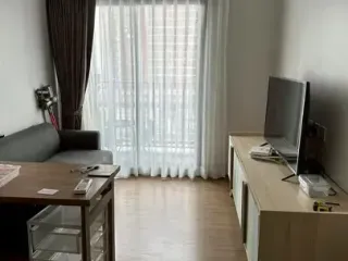 Condo en alquiler de 2 habitaciones en Bang Kapi, Bangkok
