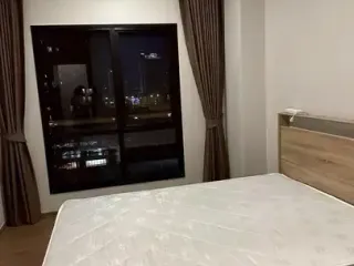 Condo en alquiler de 2 habitaciones en Bang Kapi, Bangkok