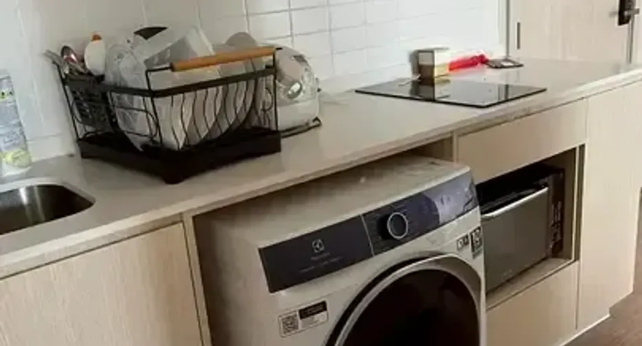 Condo en alquiler de 2 habitaciones en Bang Kapi, Bangkok