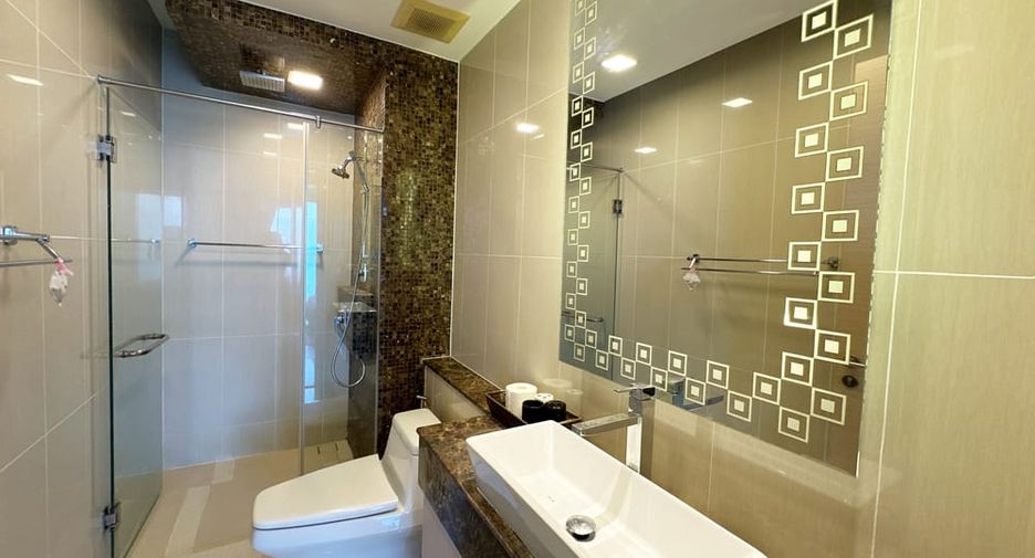 For rent 1 bed condo in Bang Lamung, Chonburi