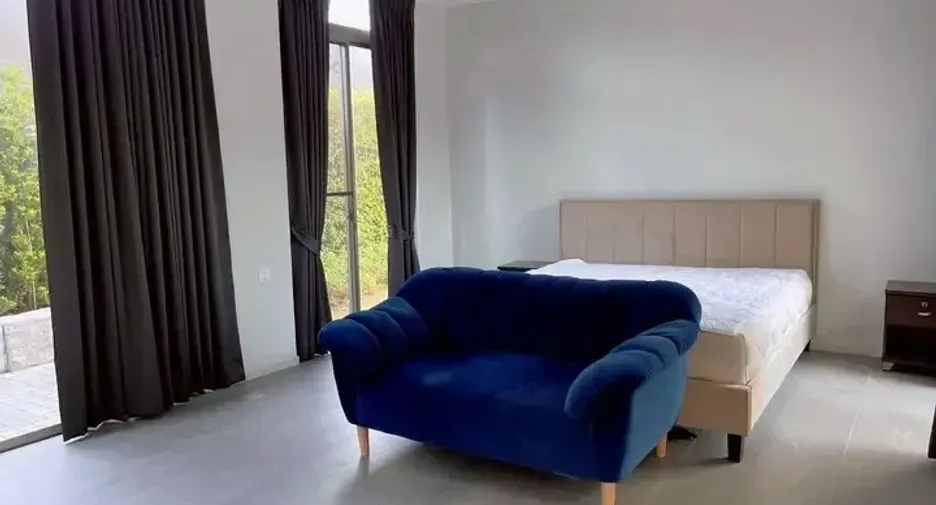 For rent 3 bedrooms house in Saphan Sung, Bangkok