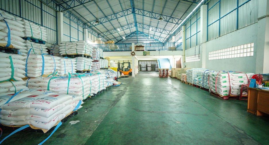 For sale 5 bedrooms retail Space in Mueang Nong Khai, Nong Khai