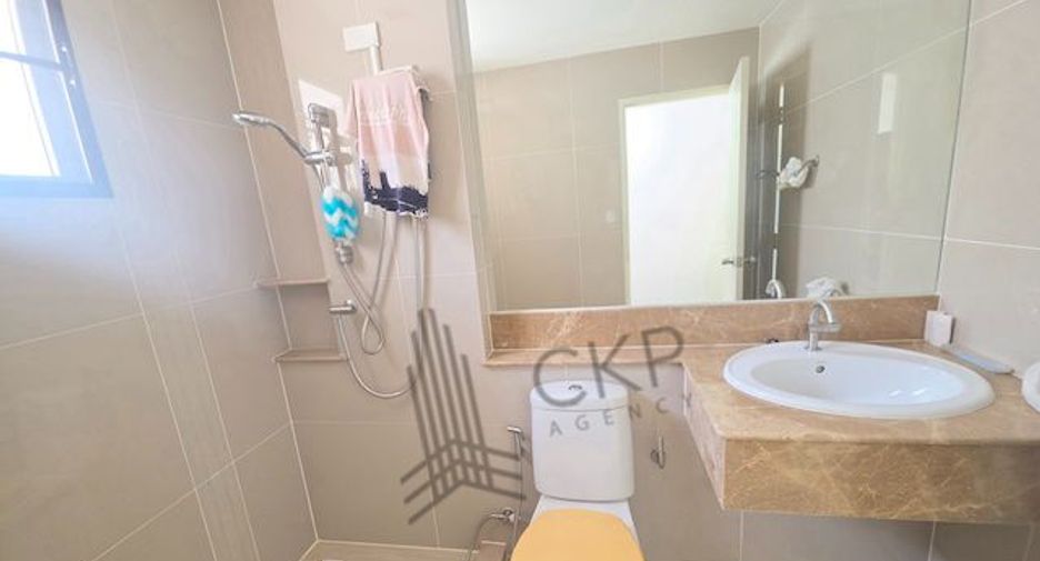 Casa en venta de 3 habitaciones en Bang Khun Thian, Bangkok