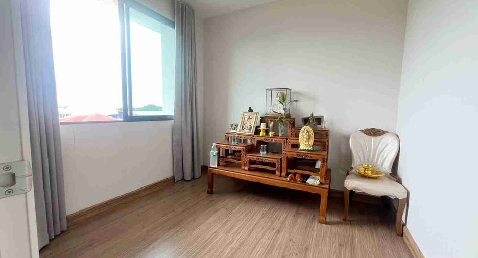 For sale 3 bedrooms house in Lat Krabang, Bangkok