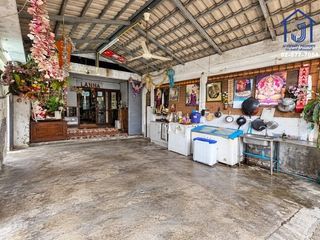 Casa adosada en venta de 4 habitaciones en Bang Sue, Bangkok