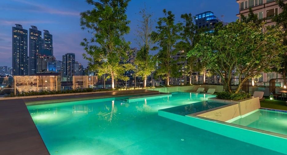 À louer appartement avec services à Khlong Toei, Bangkok