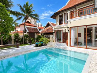 Villa en venta de 5 habitaciones en Bang Lamung, Chonburi