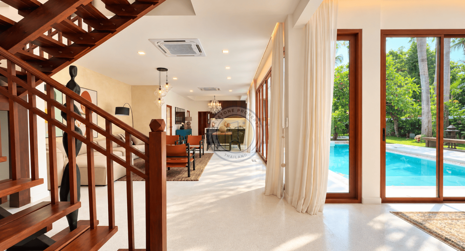 Villa en venta de 5 habitaciones en Bang Lamung, Chonburi