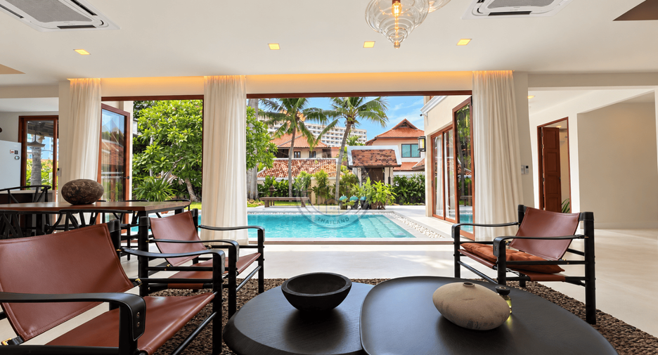Villa en venta de 5 habitaciones en Bang Lamung, Chonburi