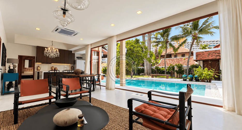 Villa en venta de 5 habitaciones en Bang Lamung, Chonburi