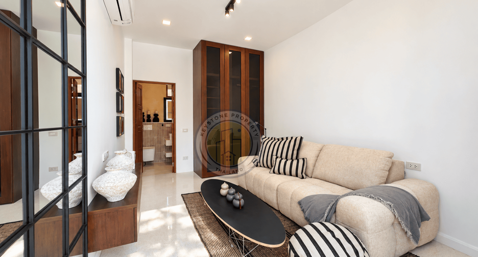 Villa en venta de 5 habitaciones en Bang Lamung, Chonburi