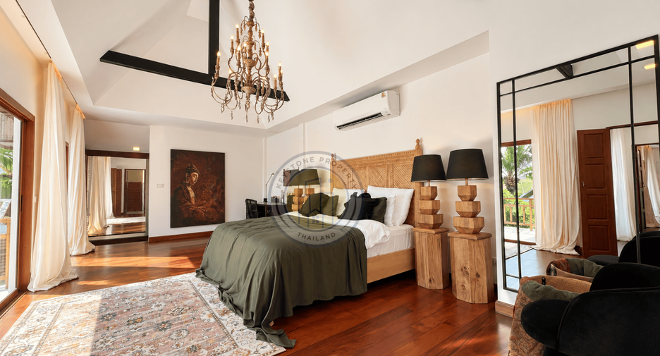 Villa en venta de 5 habitaciones en Bang Lamung, Chonburi