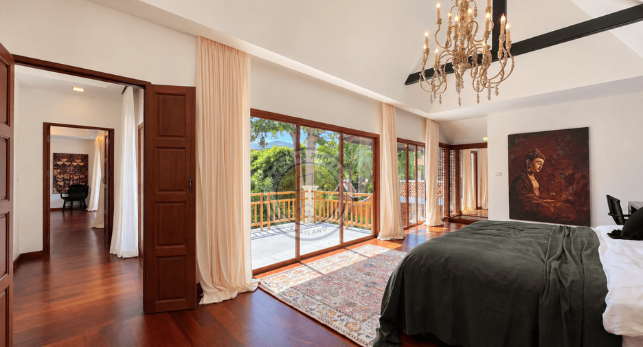 Villa en venta de 5 habitaciones en Bang Lamung, Chonburi
