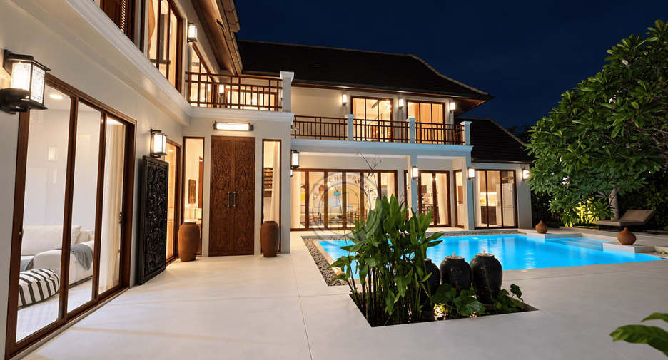 Villa en venta de 5 habitaciones en Bang Lamung, Chonburi