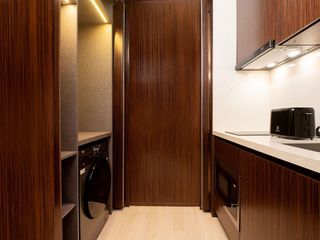 Apartamento con servicios en alquiler de 1 habitaciones en Khlong Toei, Bangkok