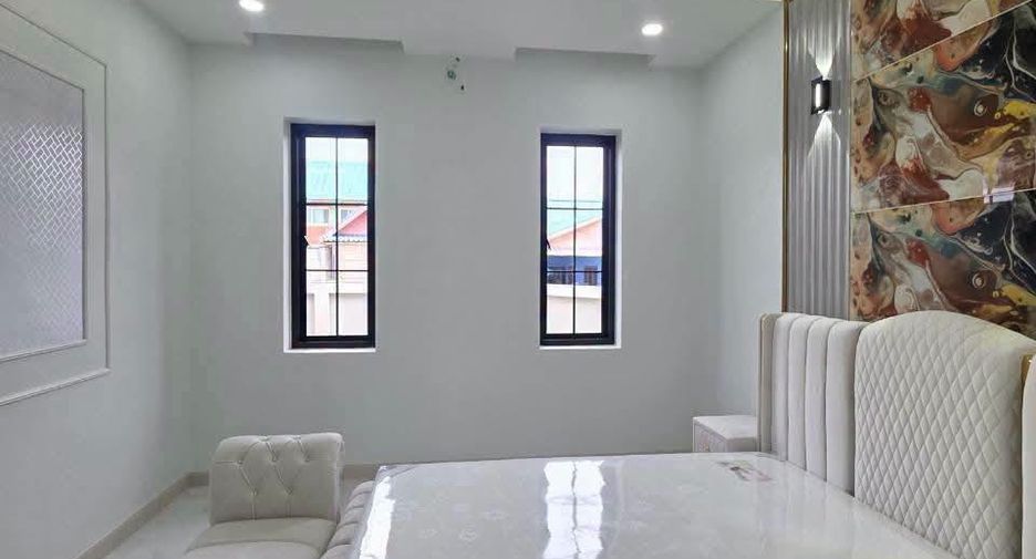 Haus zum Kauf mit 3 Zimmer in Bang Saray, Pattaya