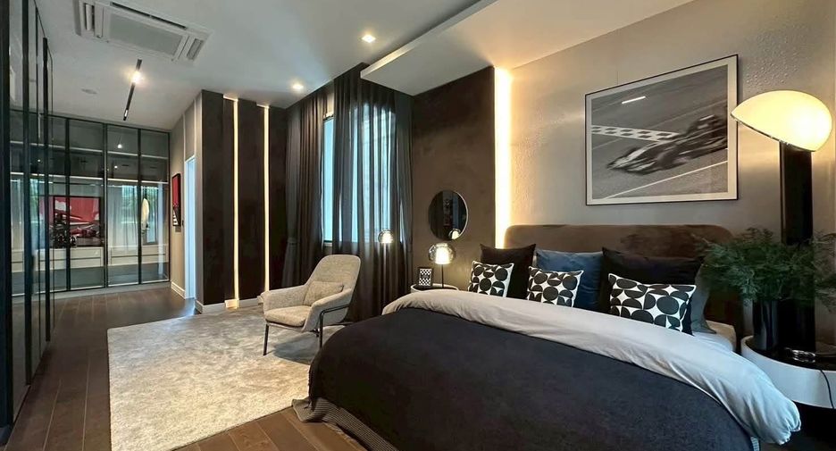 Haus zur Miete und zum Kauf mit 5 Zimmer in Suan Luang, Bangkok