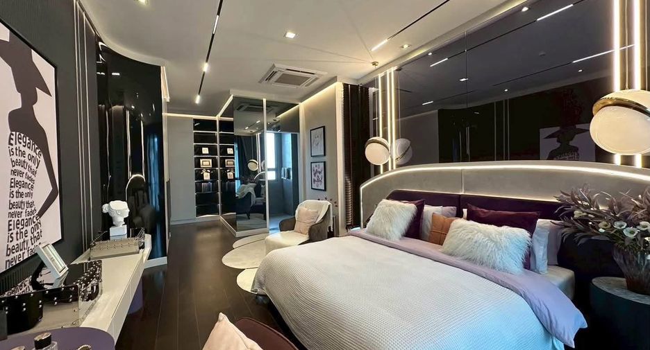 Haus zur Miete und zum Kauf mit 5 Zimmer in Suan Luang, Bangkok