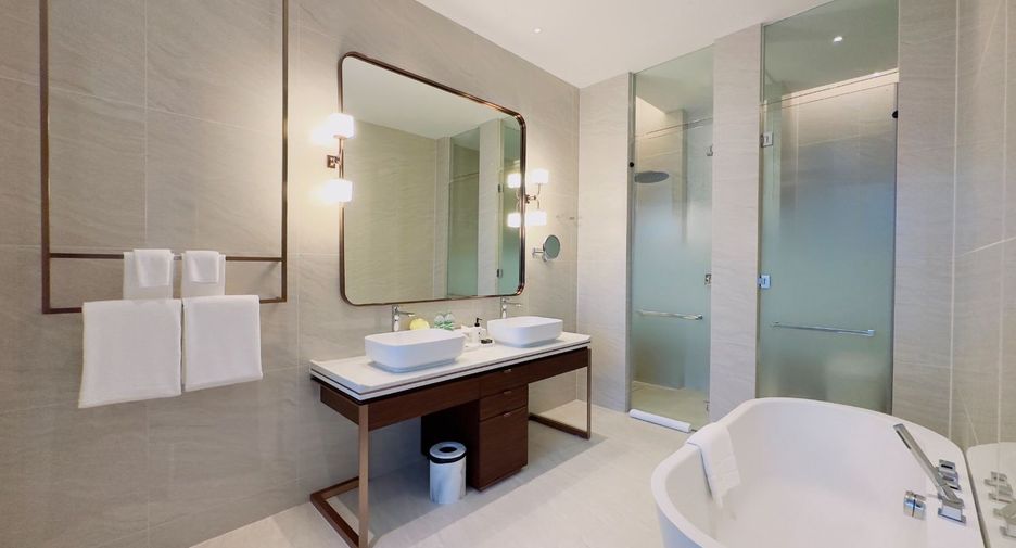 À louer 2 chambres appartement avec services à Khlong Toei, Bangkok
