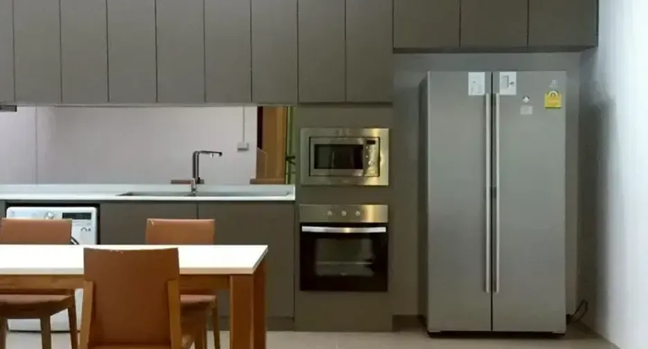 Casa en alquiler de 4 habitaciones en Watthana, Bangkok