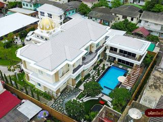 For sale 5 bedrooms house in Din Daeng, Bangkok