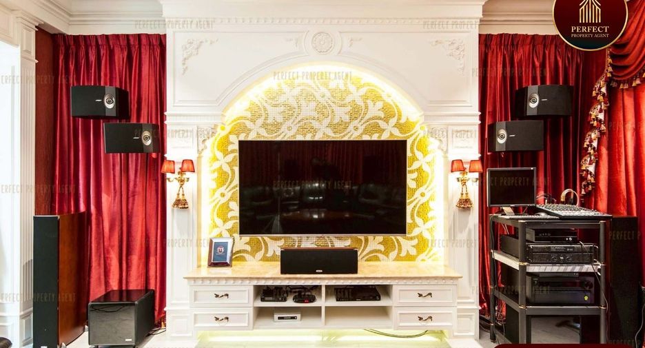 For sale 5 bedrooms house in Din Daeng, Bangkok