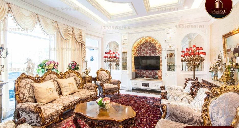 For sale 5 bedrooms house in Din Daeng, Bangkok