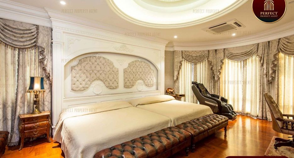 For sale 5 bedrooms house in Din Daeng, Bangkok