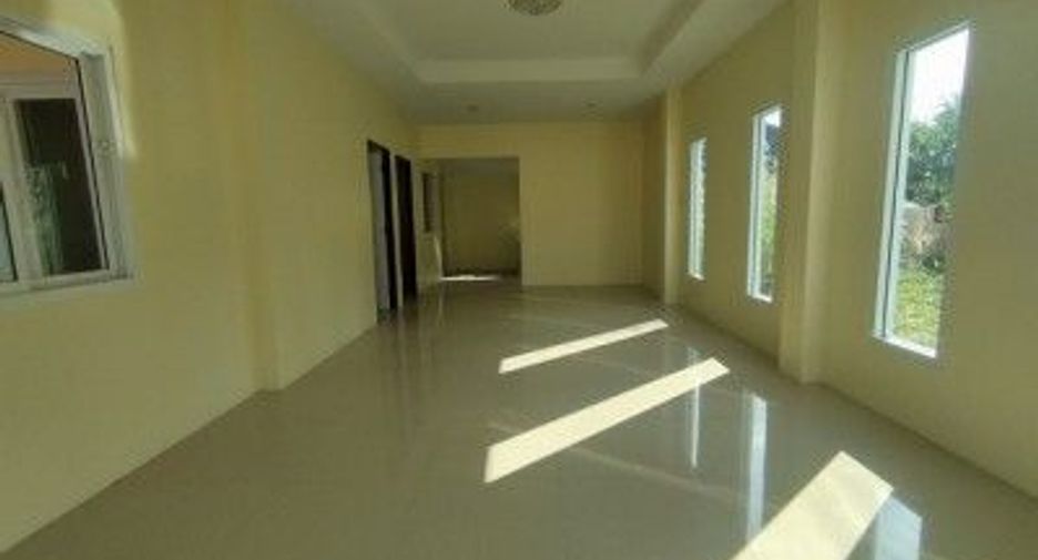 出售 1 卧室 独立屋 在 Ban Khai, Rayong