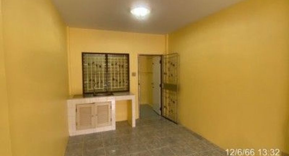 For sale 1 bed house in Si Racha, Chonburi
