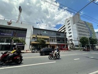 For rent 2 ベッドルーム retail Space in Watthana, Bangkok