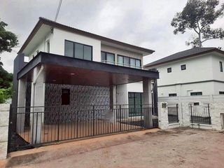 Haus zum Kauf mit 1 Zimmer in Nong Han, Udon Thani