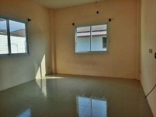 Haus zum Kauf mit 1 Zimmer in Nong Han, Udon Thani