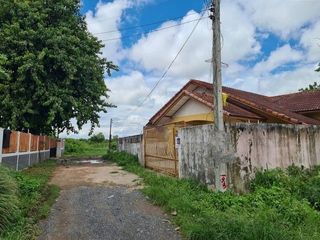 Haus zum Kauf mit 1 Zimmer in Nong Han, Udon Thani