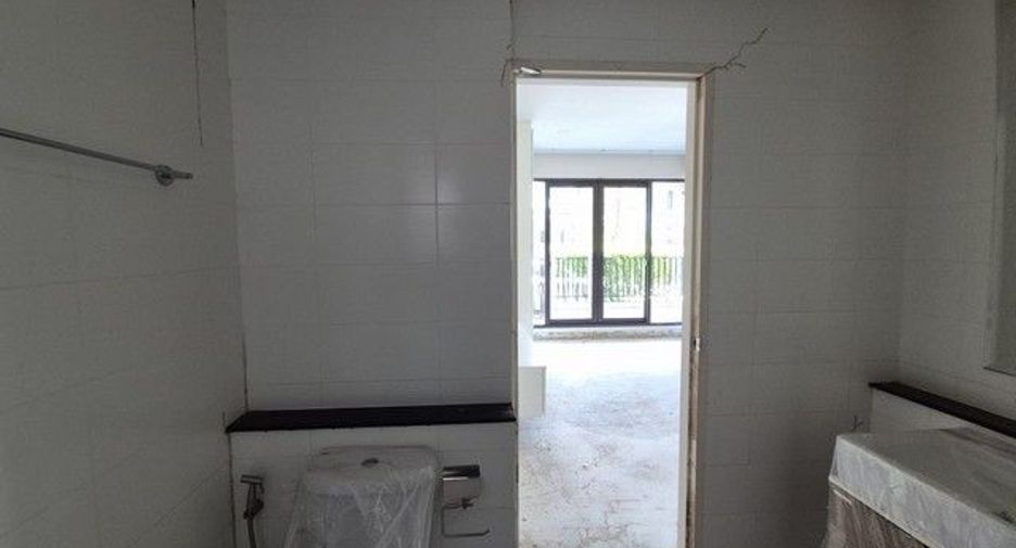 For sale 1 bed house in Thung Khru, Bangkok