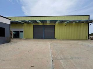 For rent and for sale 2 bedrooms warehouse in Bang Khun Thian, Bangkok