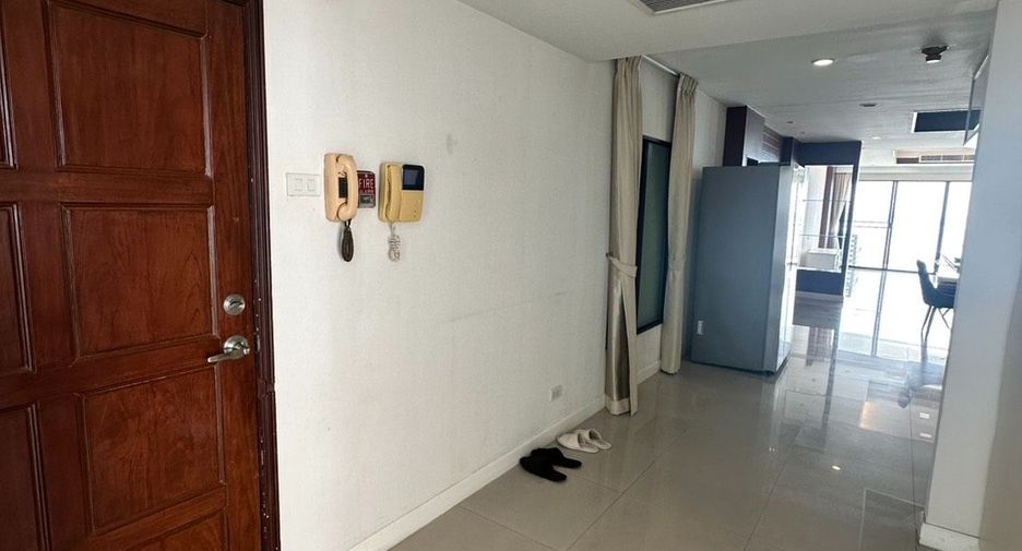 Wohnung zur Miete mit 3 Zimmer in Bang Lamung, Chonburi