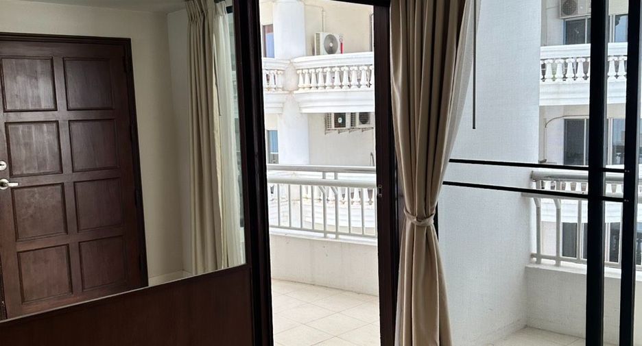 Wohnung zur Miete mit 3 Zimmer in Bang Lamung, Chonburi