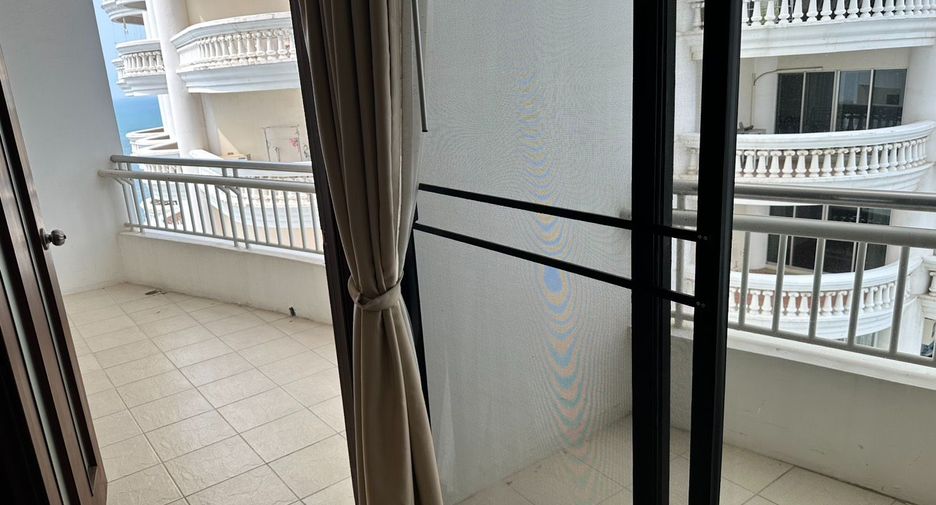 Wohnung zur Miete mit 3 Zimmer in Bang Lamung, Chonburi