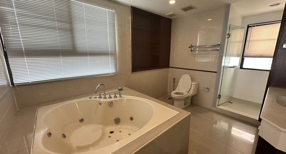 Wohnung zur Miete mit 3 Zimmer in Bang Lamung, Chonburi
