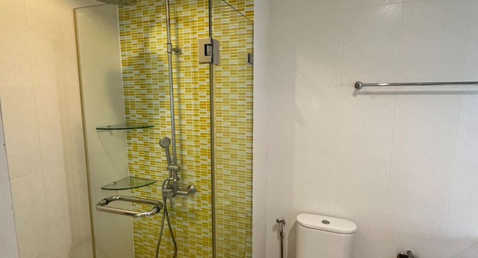 Wohnung zur Miete mit 3 Zimmer in Bang Lamung, Chonburi